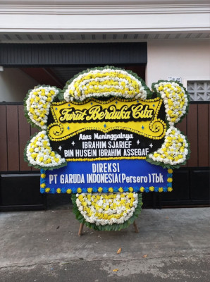 Papan Bunga Duka di Danau Tundai